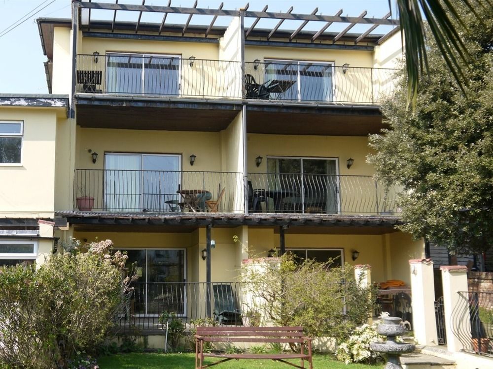 Royal Court And Garden Apartments Sandown Exterior foto